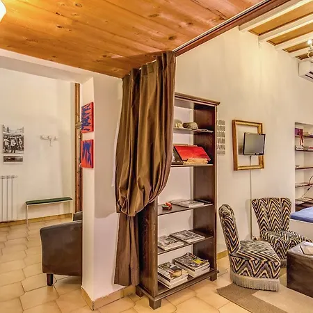 Apartment Casetta Campo De Fiori *